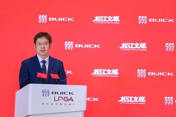 中超争冠战火重燃!上海海港夏窗重磅补强,泰山队卫冕之路遭遇最大挑战