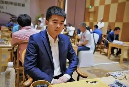 烂柯杯青少年围棋赛重庆收官 山东小将陈一纯强势问鼎